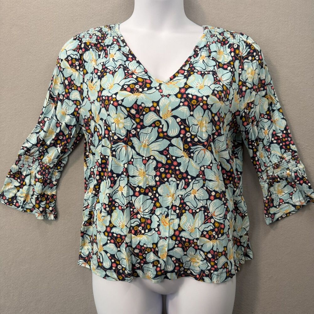 Style & Co Floral Blouse Size L Large Blue V-Neck Smocked 3/4 Ruffle Sleeve Top